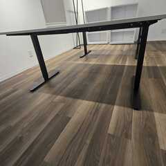 IKEAのデスク、トロッテンをお譲りいたします。の画像