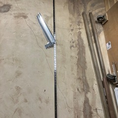 ロイヤル　棚柱（チャンネルサポート）と棚受け（ブラケット）を1セットで‼️の画像