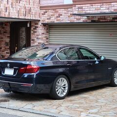 検査8年12月528i ラグジュアリー LCI 後期型 メーカーOP多数/ナッパレザー/アクティブクルーズ/液晶メーター/ハーマンカードン/ナビ/地デジの画像