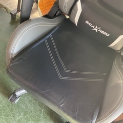 GALAXHERO  ゲーミングチェア　　中古の画像