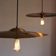 シンバル型 ペンダント ライト 電気 インテリアの画像