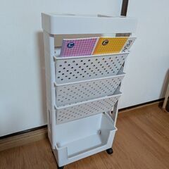 マガジンラック 書類ラック 収納家具の画像