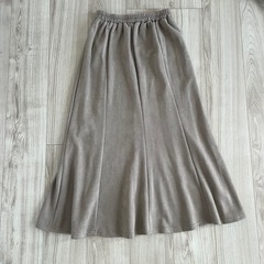 しまむら plechurciel スウェードマーメイドスカートの画像