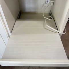 【新品価格7万円】【ほぼ新品です！美品】【幅120×奥行45×高さ195cm】食器棚 ニトリ キッチンボード　ミランダ2 120の画像