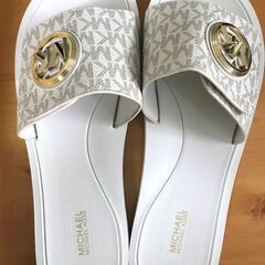 マイケルコース　サンダル　箱付き　美品の画像