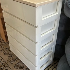 ウッドトップチェストの画像