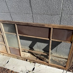 昭和ガラス入り引戸の画像