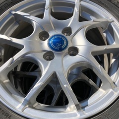 スタッドレスタイヤ　アルミホイールの画像