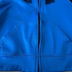 【取引中】アンダーアーマー 130cm アウターの画像