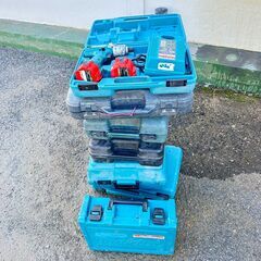 工具　プラスチック　箱　まとめての画像