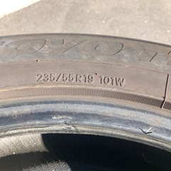 中古ノーマルタイヤ　235/55R19  4本の画像