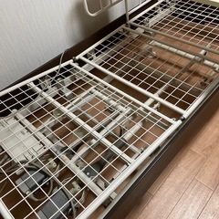 引き取り限定　介護用ベッド　パラマウントベッドの画像