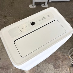 札幌市内配送可 美品 22年製 アイリスオーヤマ ポータブルクーラー IPA-2822G 7〜10畳 冷風/除湿/送風 工事不要 の画像