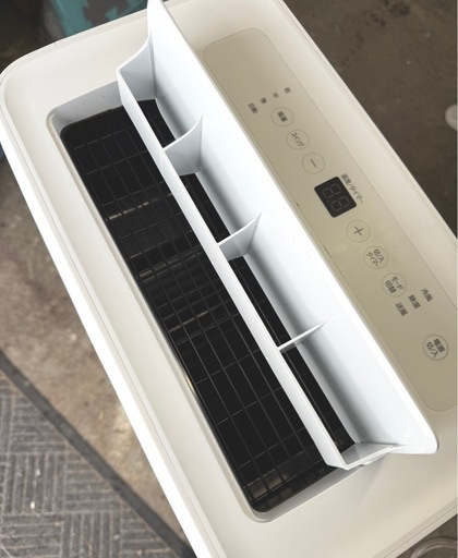 札幌市内配送可 美品 22年製 アイリスオーヤマ ポータブルクーラー IPA-2822G 7〜10畳 冷風/除湿/送風 工事不要 