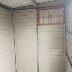 △ YODOKO ヨドコウ ヨド物置 もくめ 大型物置 物置 倉庫 木目調 最高高さ 208.5cm 幅 290.5cm 奥行 149cm 鍵無し 現状渡しの画像