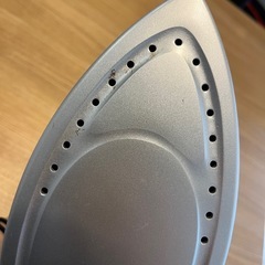 TOSHIBA コードレス　スチーム　アイロンの画像