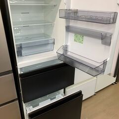 🐶「ジモティ見た」でドリンクプレゼント中‼🐶 【中古】東芝　GR-U33SC　冷蔵庫　326L　2023年度の画像