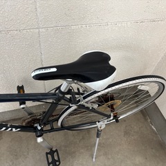 【1/4までの受取限定価格‼️】CHEVAUX クロスバイク 700C の画像