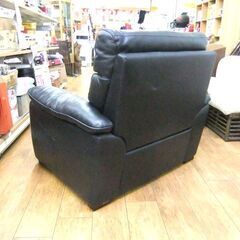 複数在庫あり! 1人掛けソファ 黒/ブラック 幅105cm×奥行97cm×高さ91cm 1Pソファ 革製 札幌市厚別区 厚別店の画像