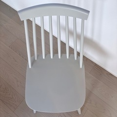 RESTAREA ウィンストン ブナ材グレーダイニングチェア スピンドルバックの画像