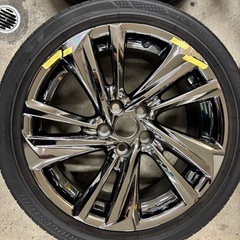 クラウンRSアドバンス後期　純正アルミタイヤの画像