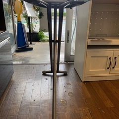 【高さ調節可能アイロン台】クリーニング済み【管理番号11112】大の画像