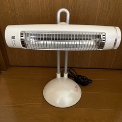 ヒーター　電気ヒーター　タイマー付き　カーボンヒーターの画像