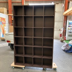 本棚　茶色の画像