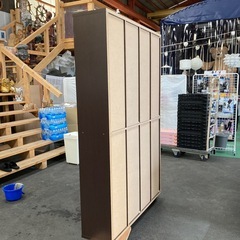 本棚　茶色の画像