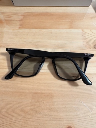 レイバン　サングラス　Ray-Ban RB4258-F ダークグレーレンズ　