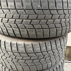 スタッドレスタイヤ　4本セット！グッドイヤー・アイスナビ　205/55R16の画像