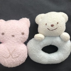 【未使用あり】familiar ファミリア　にぎにぎラトル　ベビー　ガラガラおもちゃ　はたらくくるま　知育絵本の画像