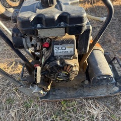 日立建機　HITACHI プレートコンパクター　ZV40PFの画像