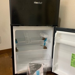comfee 一人暮らし用冷凍冷蔵庫　90L　RCT90BL(E)の画像