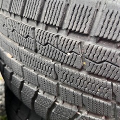 225/60R17 TOYOスタッドレスタイヤ4本　訳あり特価の画像