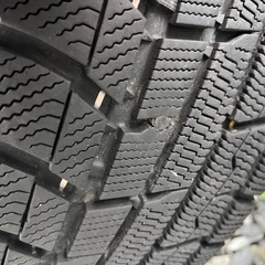 225/60R17 TOYOスタッドレスタイヤ4本　訳あり特価の画像