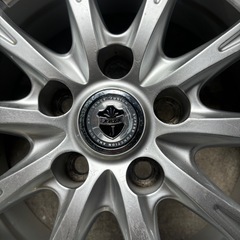 早い者勝ち　綺麗　114.3 5穴16インチ　スタッドレスタイヤ付きホイール　の画像