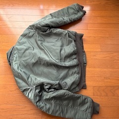 ALPHA INDUSTRIES アルファ インダストリーズ フライトジャケット Lの画像