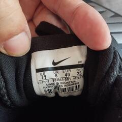 Nike スニーカー　チームハッスル 25cm 7Y ユースサイズの画像