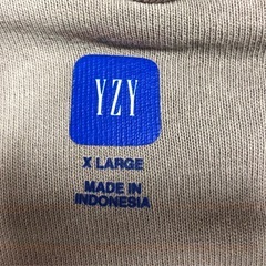 ジモティ割引有★【ジャングルジャングル岸和田店】YZY　GAP　コラボ　ジップアップパーカー　ジャケット　南大阪 岸和田市 貝塚市 泉佐野市 和泉市 忠岡町 熊取町の画像