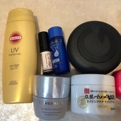 中古　コスメなどの画像