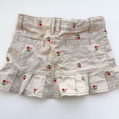 80 90 センチ　ミニスカート　さくらんぼ刺繍の画像