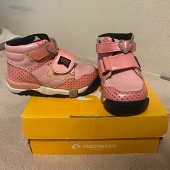 子供に大人気ムーンスター！子供用シューズの画像