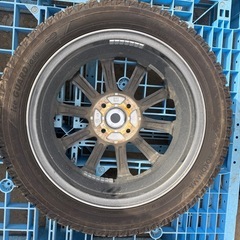 ホイール付きタイヤ
の画像