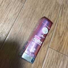 メイベリン☆新品未使用！ウォーターシャイニーミルキー口紅[pk628]の画像
