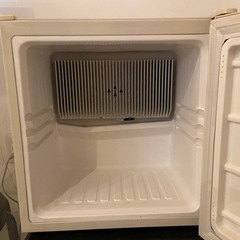 小型冷蔵庫(白)【1/5以降引渡し】の画像