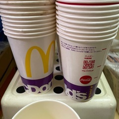 マクドの空カップの画像