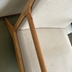 ナチュラルウッドソファの画像