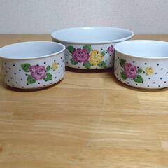 陶器のタッパー おろし器付き  　【j357】の画像