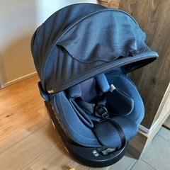 チャイルドシート  エールべべの画像